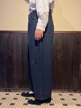Load image into Gallery viewer, 462504 ワイドテーパード ワンウォッシュデニムパンツ