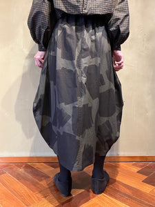 Women 362520 スクエアブラッシュプリント バルーンロングスカート