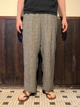 Load image into Gallery viewer, 862610 リネングレンチェック ワイドイージーパンツ
