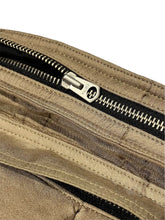 画像をギャラリービューアに読み込む, 482522  シルクキルティング　ショルダーバック
