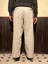 画像をギャラリービューアに読み込む, 462534  コーデュロイ　ユーティリティーパンツ
