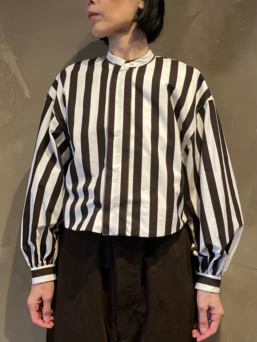 Women 322525 ボールドストライプ レイヤードクロップドシャツ