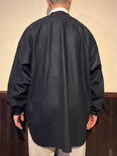画像をギャラリービューアに読み込む, 422527  バランサーニット　バンドカラーオーバーシャツ
