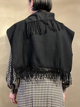 画像をギャラリービューアに読み込む, 382501  ウールビエラ　フリンジネックウォーマー
