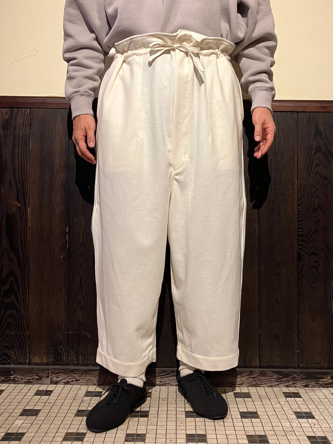 462531  バランサーニットクロップドワイドパンツ