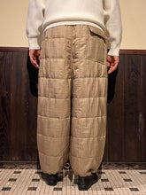 画像をギャラリービューアに読み込む, 462533  シルクキルティング　ワイドイージーパンツ
