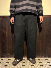 Load image into Gallery viewer, 462624 高密度ツイル ワイドワークパンツ
