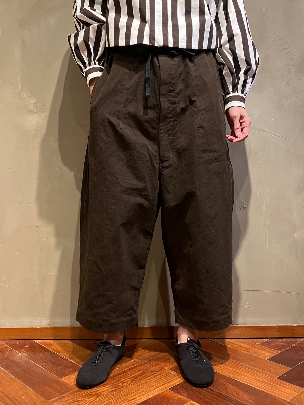 Women 462527 泥染風コットンフランネル クロップドワイドパンツ