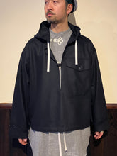 画像をギャラリービューアに読み込む, 472529  バランサーキュラーニット　プルオーバーパーカー
