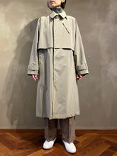 画像をギャラリービューアに読み込む, Woman&#39;s 472508　シルクコーティング　バルカラーコート
