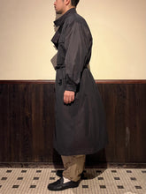 將圖片載入圖庫檢視器 472532  高密度シャンブレー　スタンドカラーロングコート
