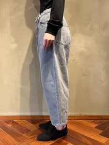 Women 462501 ワイドテーパード　ブラックデニムパンツ