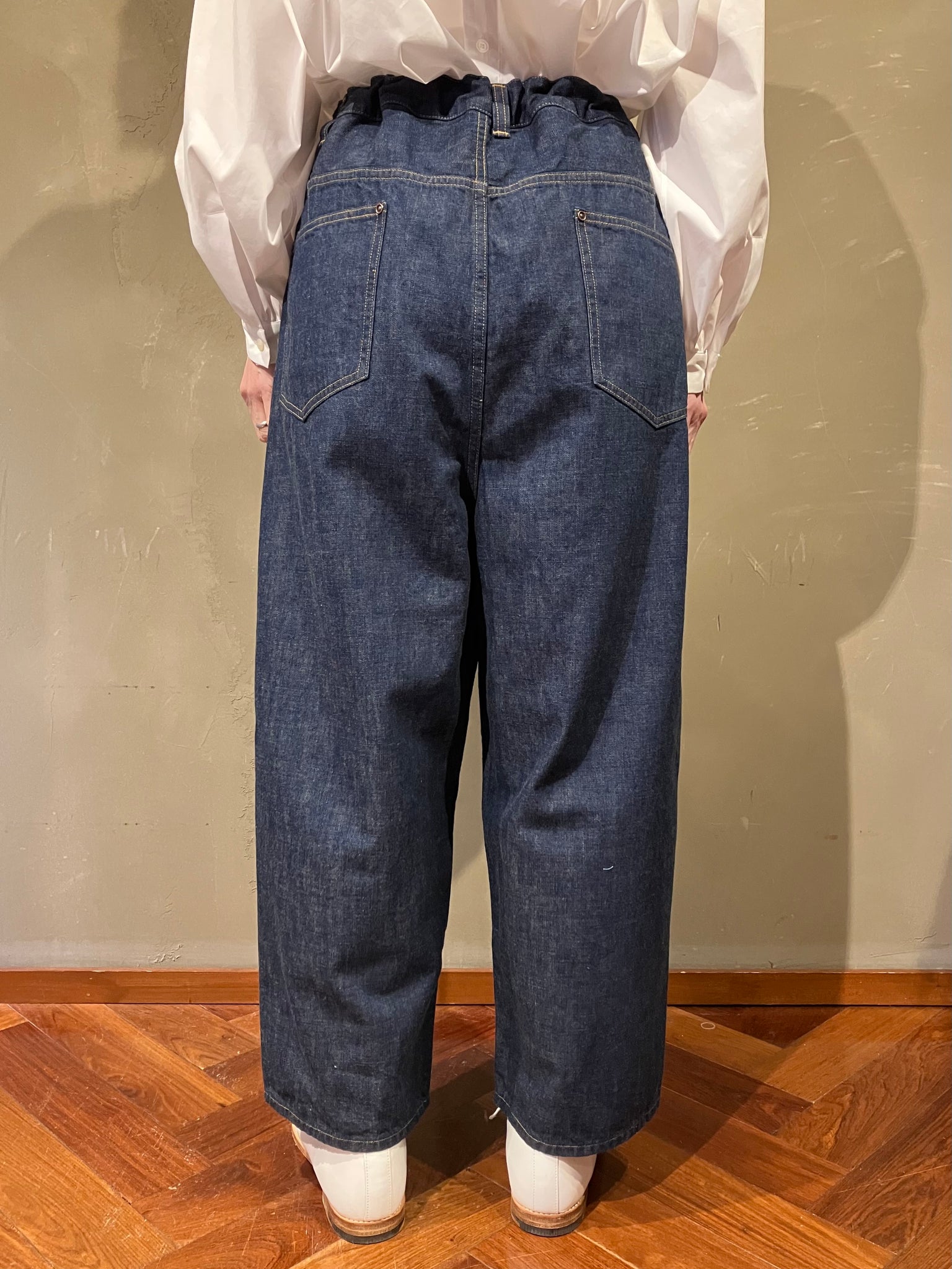 Woman's 462508 ワイドテーパード ワンウォッシュ デニムパンツ