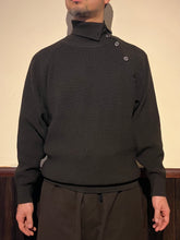 画像をギャラリービューアに読み込む, 432520  10ゲージ片畦　ハイネックセーター
